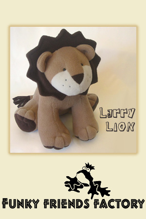 Larry the Lion PRINTED PATTERN