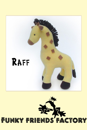 Raff the Giraffe PRINTED PATTERN