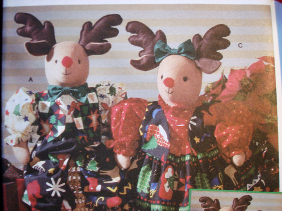 Christmas reindeer sewing pattern - Faith Van Zanten