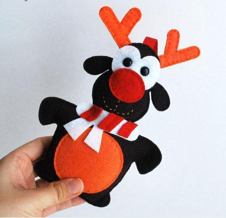 Reindeer-sewing-pattern-Maria-Pallito