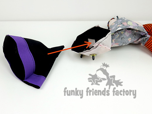 witch hat goes inside head