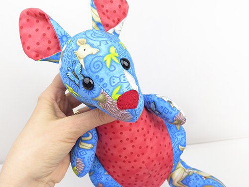 sew kangaroo toy nose