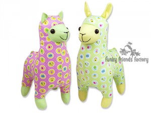 See me sew my Llama & Alpaca pattern | Funky Friends Factory