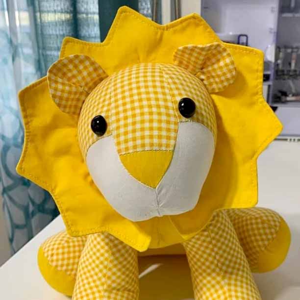November MAKER OF THE MONTH – wins a FREE Funky Friends Factory Pattern!