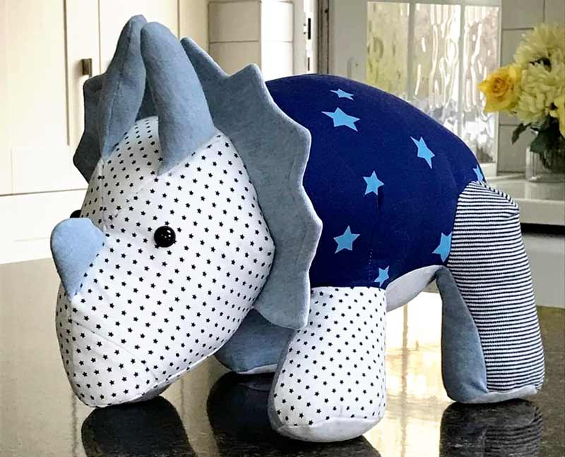 Triceratops-dinosaur-sewing-pattern-by-Pauline-McArthur,-sewn-by-lindareynolds