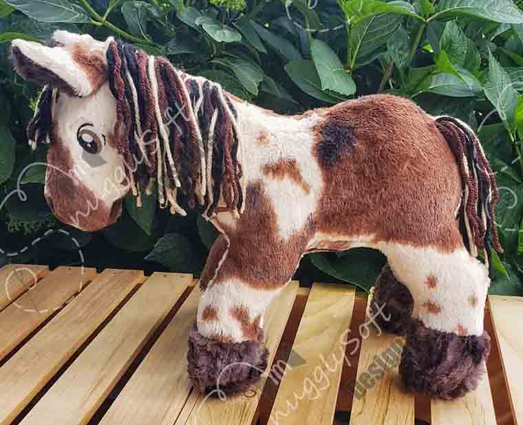 Horse sewing pattern